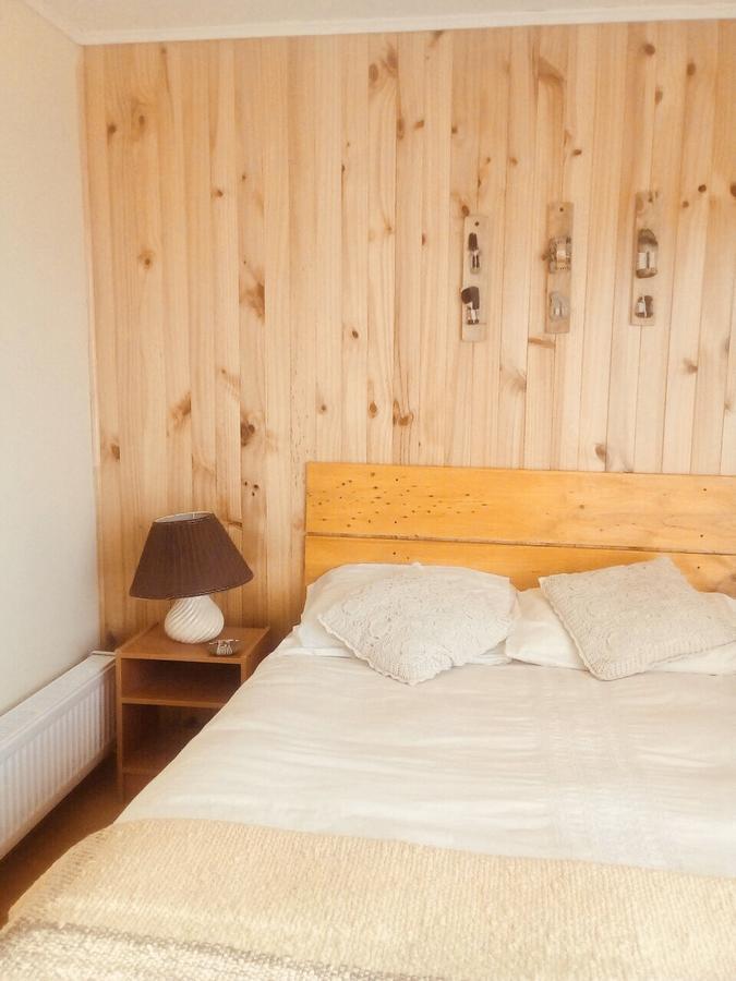 Hostal Los Pioneros Пуэрто-Наталес Экстерьер фото